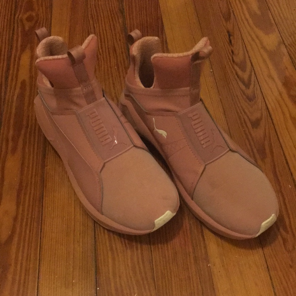 Puma Womens Fierce Sneakers